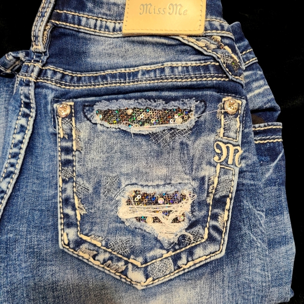Miss me skinny jean 28 Curvy fit